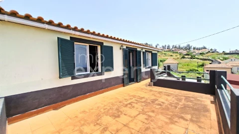 Moradia T3 para Venda em Fajã da Ovelha