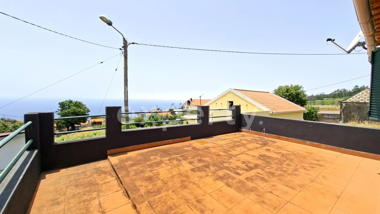 Moradia T3 para Venda em Fajã da Ovelha Foto 26