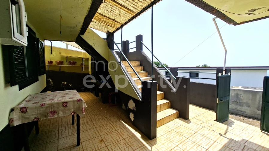 Moradia T3 para Venda em Fajã da Ovelha Foto 11