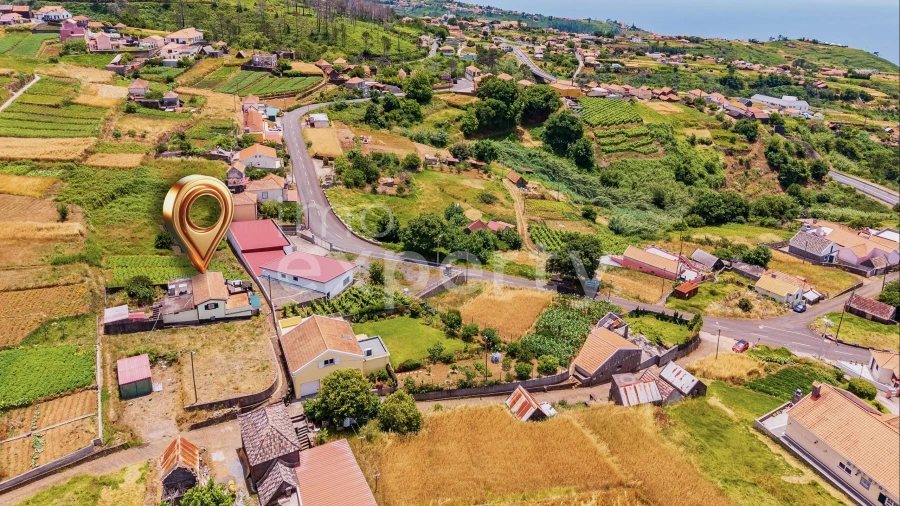 Moradia T3 para Venda em Fajã da Ovelha Foto 4