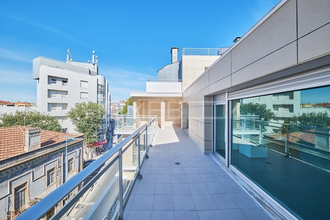 Apartamento T1 para Arrendamento em Venteira Foto 11