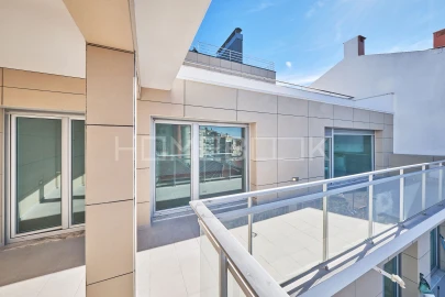 Apartamento T1 para Arrendamento em Venteira