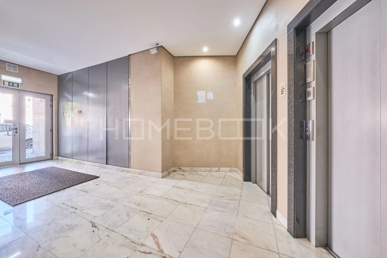 Apartamento T1 para Arrendamento em Venteira Foto 21
