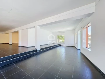 Negócio para Arrendamento em Santa Maria Maior