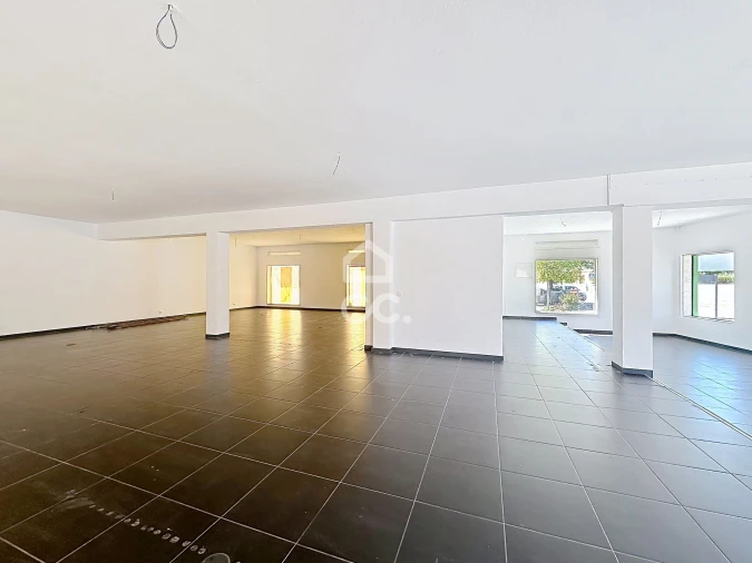 Negócio para Arrendamento em Santa Maria Maior Foto 3