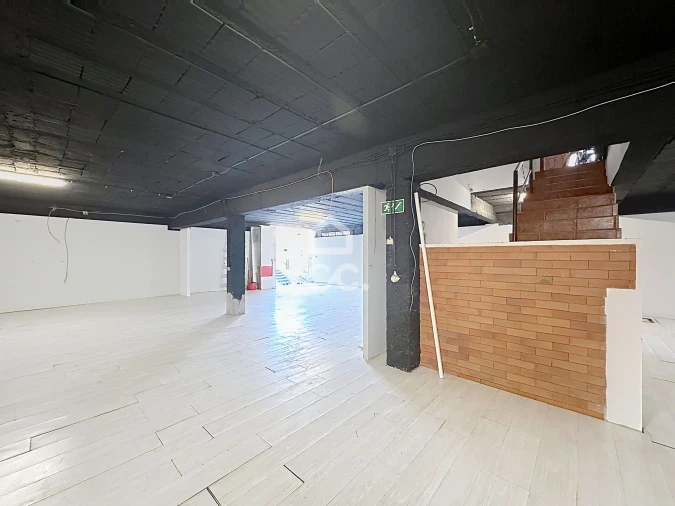 Negócio para Arrendamento em Santa Maria Maior Foto 19