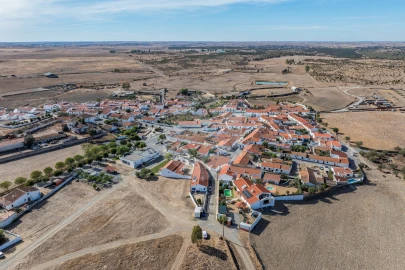 Moradia T4 para Venda em São Marcos da Ataboeira