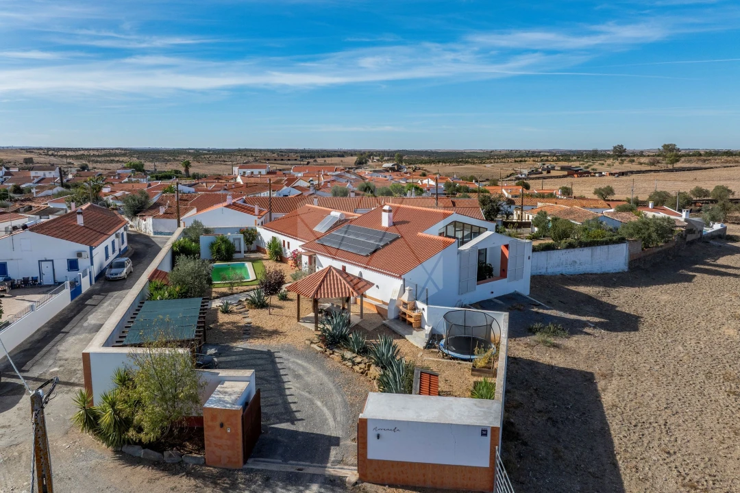 Moradia T4 para Venda em São Marcos da Ataboeira Foto 13