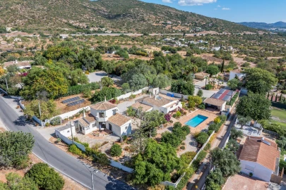 Moradia para Venda em Santa Barbara de Nexe