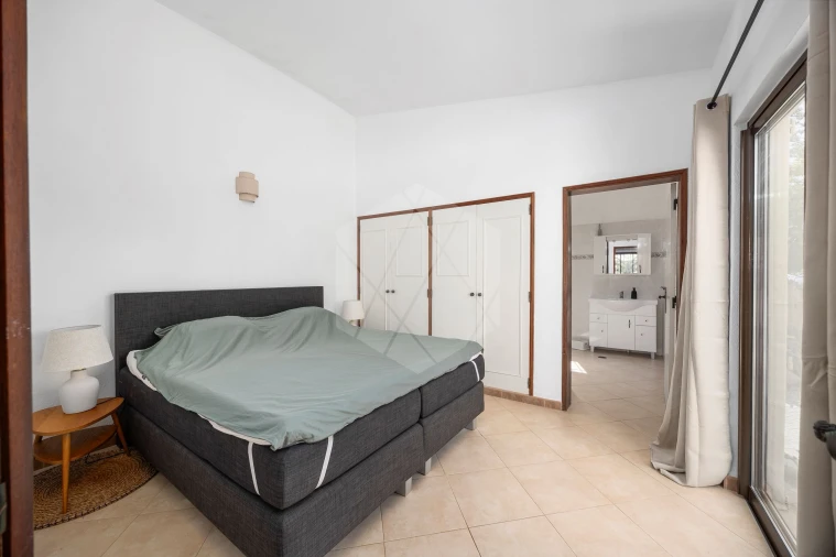 Moradia para Venda em Santa Barbara de Nexe Foto 27
