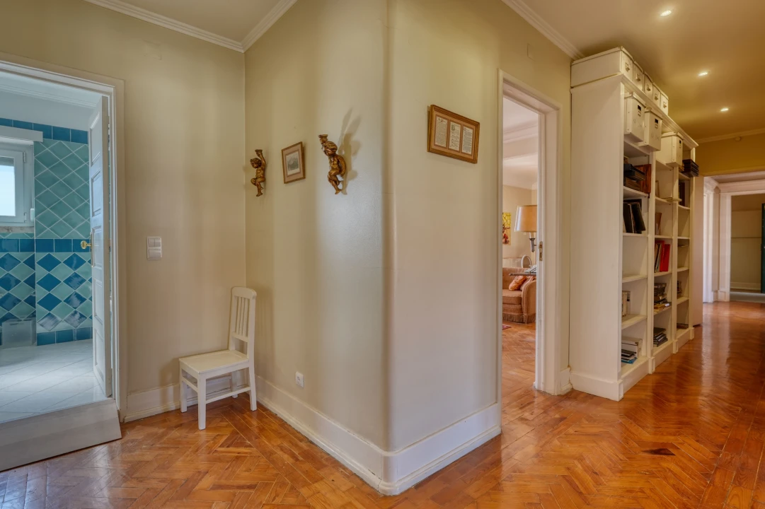 Apartamento T4 para Venda em Areeiro Foto 36