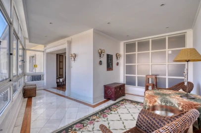 Apartamento T4 para Venda em Areeiro
