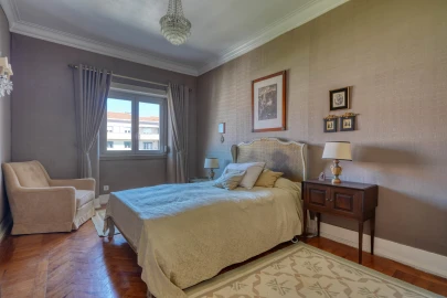 Apartamento T4 para Venda em Areeiro
