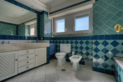 Apartamento T4 para Venda em Areeiro