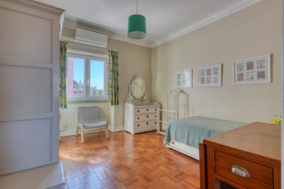 Apartamento T4 para Venda em Areeiro