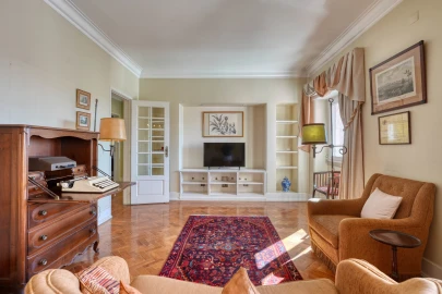 Apartamento T4 para Venda em Areeiro