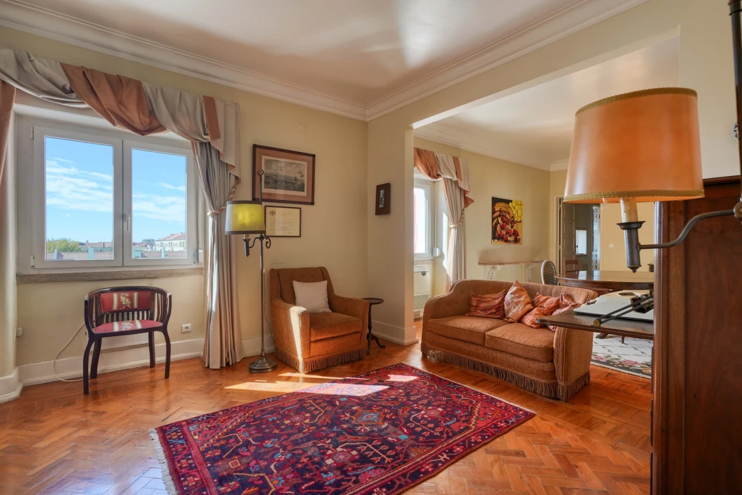 Apartamento T4 para Venda em Areeiro Foto 1