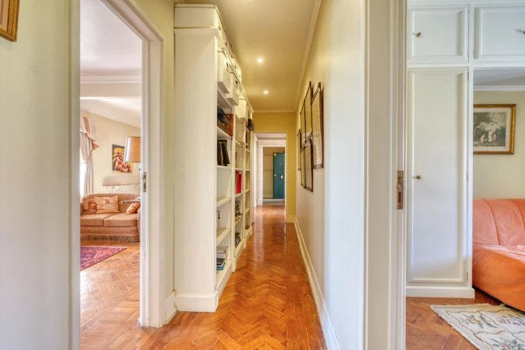 Apartamento T4 para Venda em Areeiro Foto 16