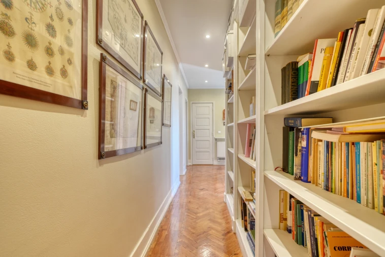 Apartamento T4 para Venda em Areeiro Foto 35