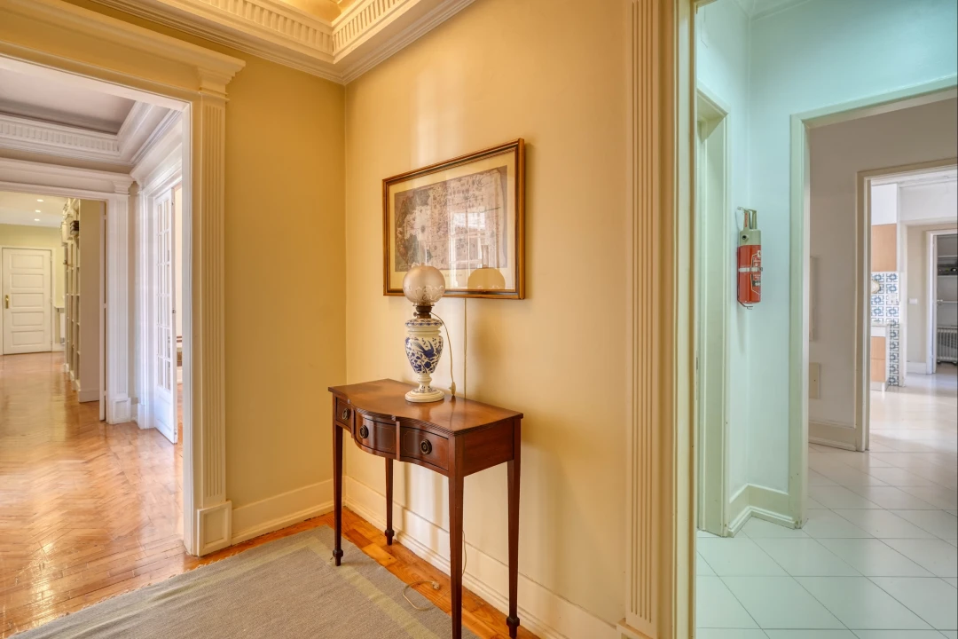 Apartamento T4 para Venda em Areeiro Foto 18