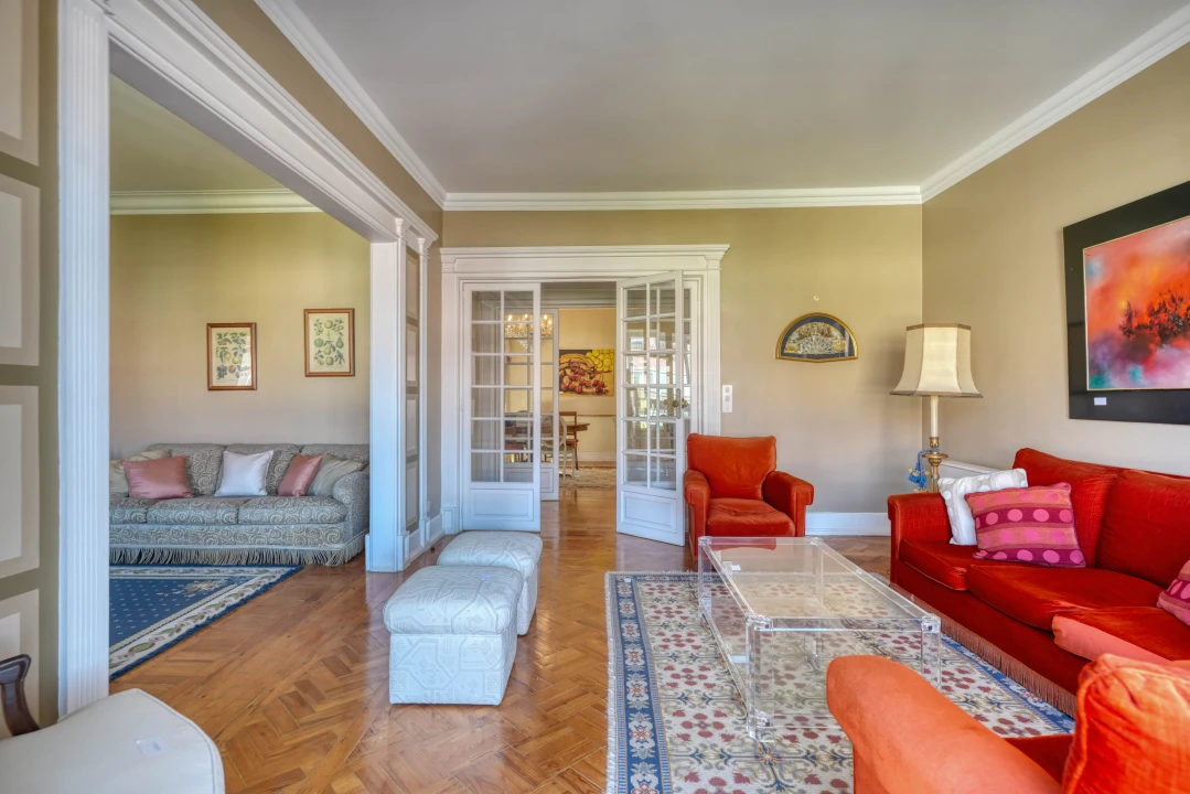 Apartamento T4 para Venda em Areeiro Foto 48