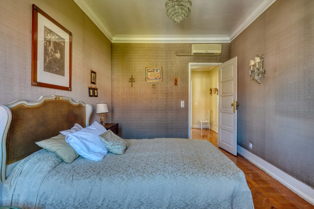Apartamento T4 para Venda em Areeiro Foto 33