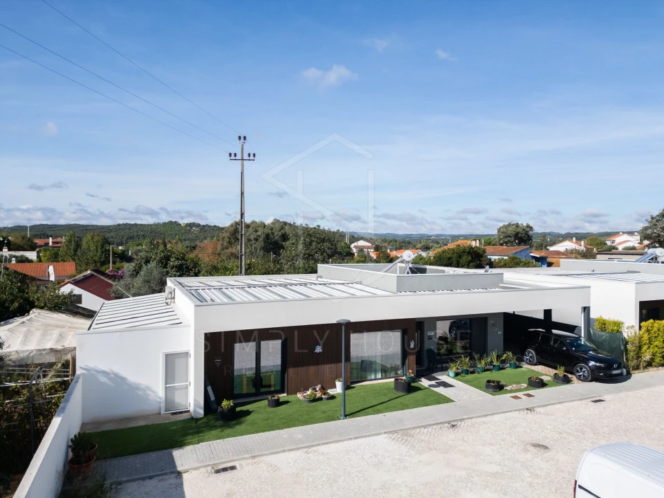 Moradia T3 para Venda em Rio Maior Foto 44