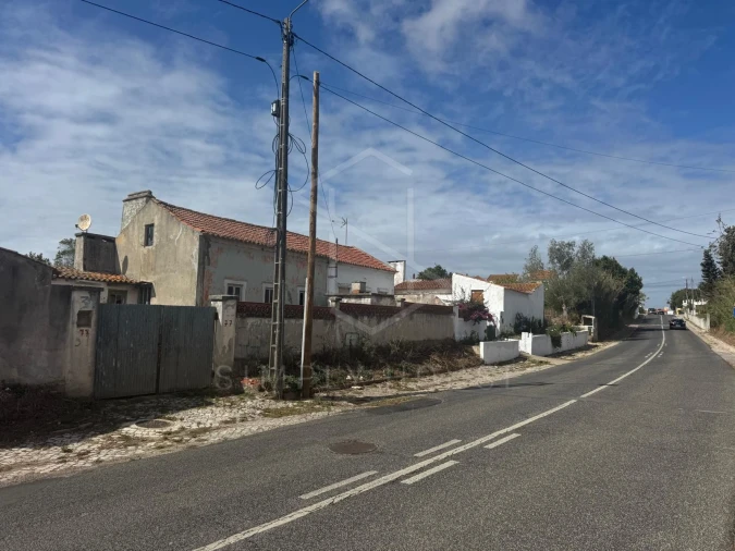 Moradia T2 para Venda em Tornada e Salir do Porto Foto 13