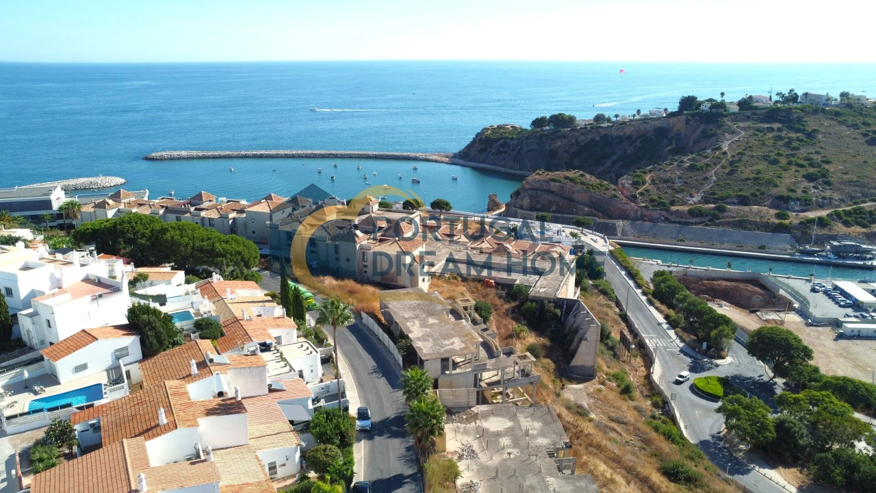 Moradia T3 para Venda em Albufeira e Olhos de Água Foto 23