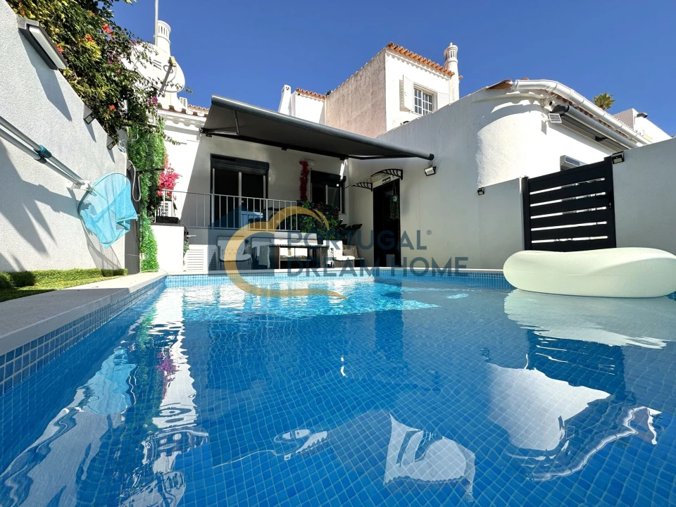 Moradia T3 para Venda em Albufeira e Olhos de Água Foto 1