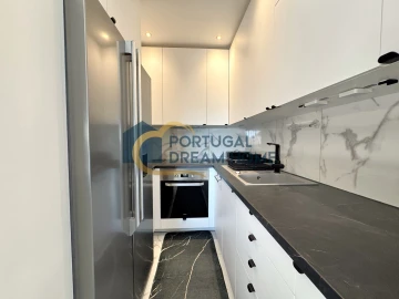 Moradia T3 para Venda em Albufeira e Olhos de Água