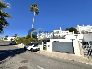 Moradia T3 para Venda em Albufeira e Olhos de Água