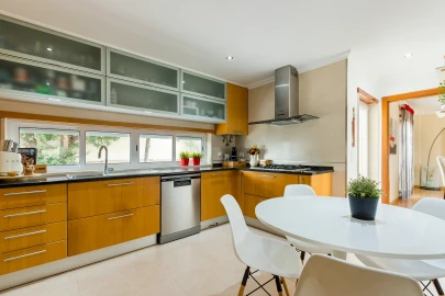 Moradia T4 para Venda em Loures