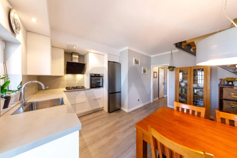 Apartamento T2 para Venda em Portimão Foto 15