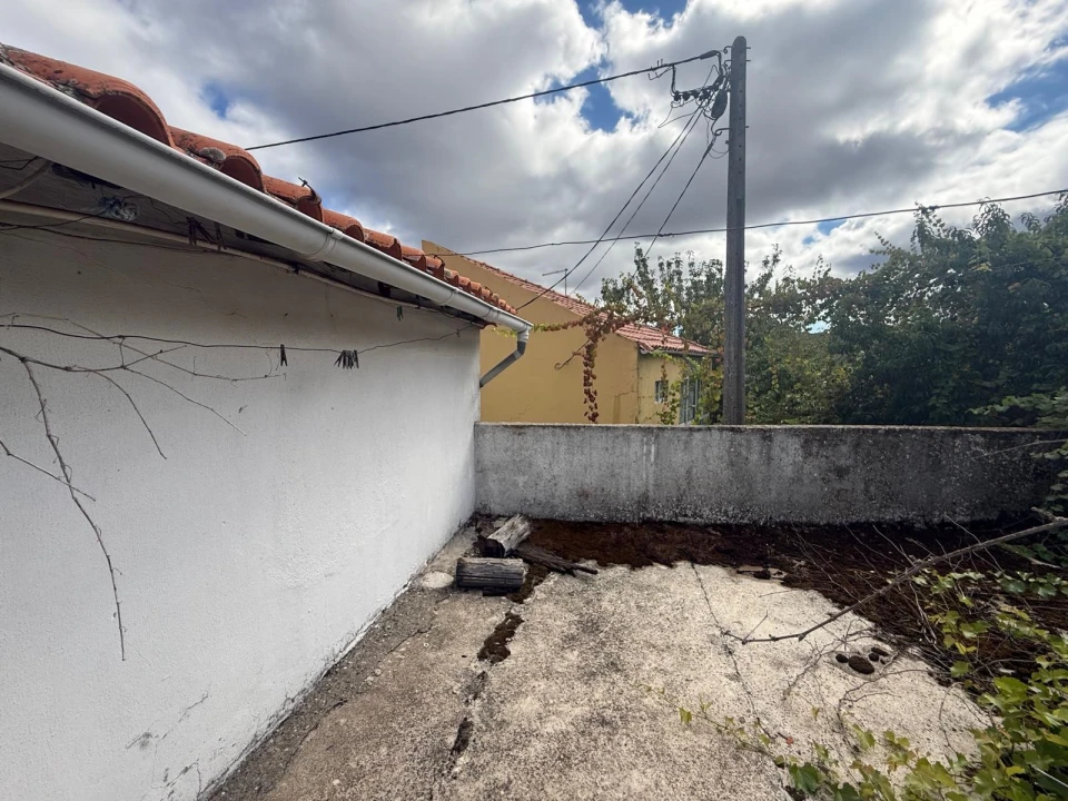 Moradia T3 para Venda em Candoso e Carvalho de Egas Foto 6