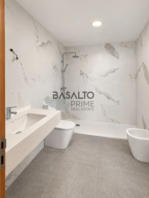 Apartamento T2 para Venda em Funchal (Santa Maria Maior)