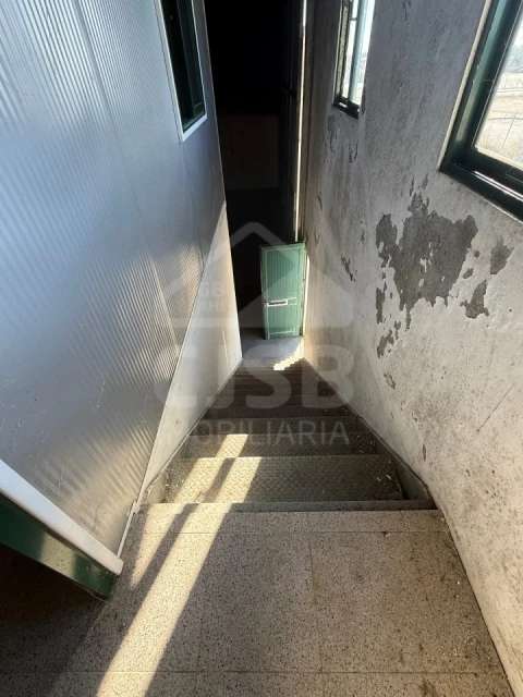 Armazém para Arrendamento em Benavente