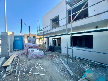 Moradia T4 para Venda em São Domingos de Rana
