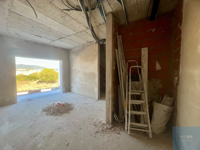 Moradia T4 para Venda em São Domingos de Rana Foto 18