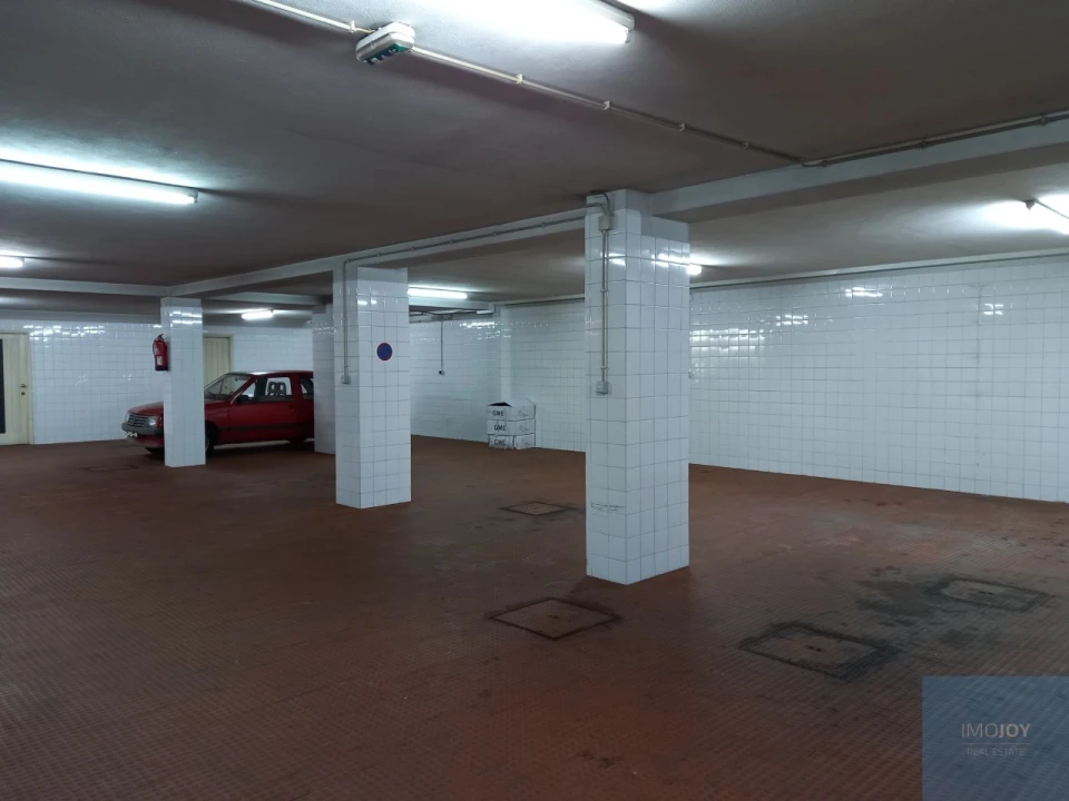 Apartamento T4 para Arrendamento em Cedofeita, Santo Ildefonso, Sé, Miragaia, São Nicolau e Vitória Foto 32