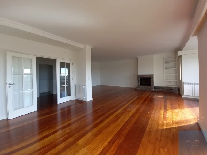 Apartamento T4 para Arrendamento em Cedofeita, Santo Ildefonso, Sé, Miragaia, São Nicolau e Vitória Foto 5