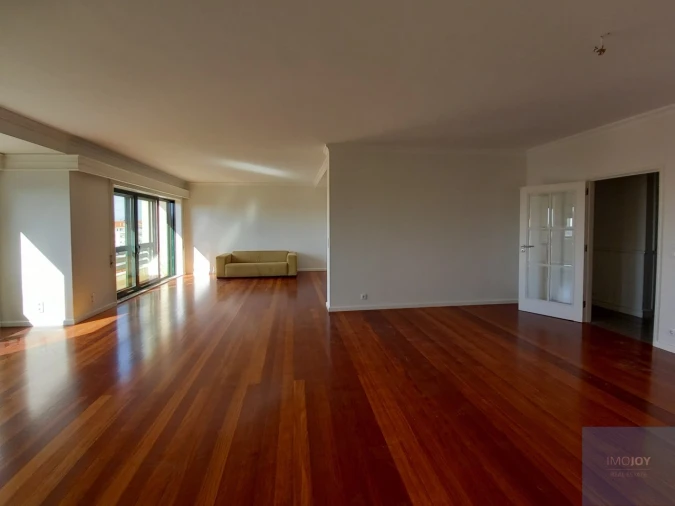 Apartamento T4 para Arrendamento em Cedofeita, Santo Ildefonso, Sé, Miragaia, São Nicolau e Vitória Foto 6