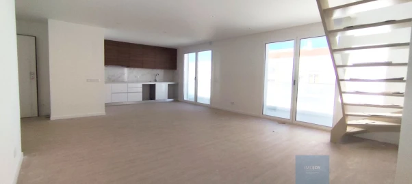 Apartamento T3 para Venda em Nazare