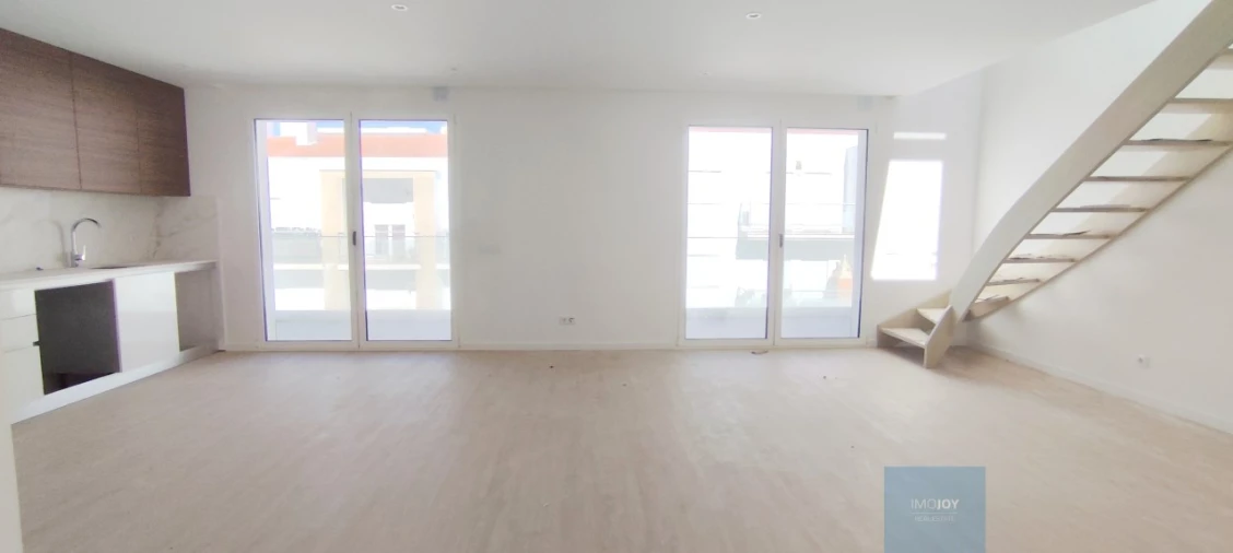 Apartamento T3 para Venda em Nazare Foto 2