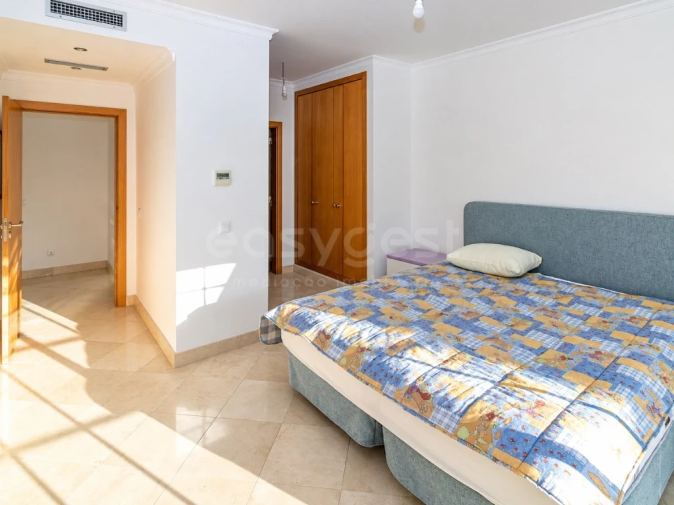 Moradia T3 para Venda em Conceição e Cabanas de Tavira Foto 15