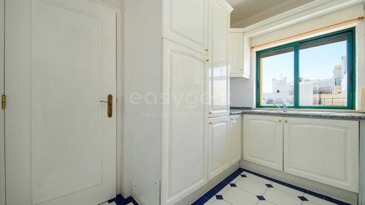 Apartamento T2 para Venda em Lagos (São Sebastião e Santa Maria) Foto 18