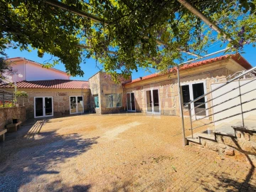 Moradia T1 para Venda em Milhazes, Vilar de Figos e Faria