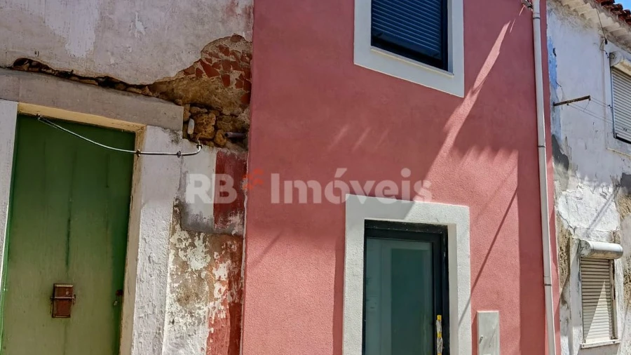 Moradia T2 para Venda em Torres Novas (São Pedro), Lapas e Ribeira Branca