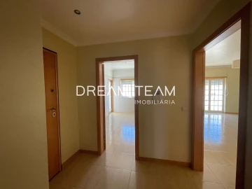 Apartamento T3 para Arrendamento em Setubal (São Sebastião)