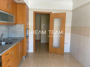 Apartamento T3 para Arrendamento em Setubal (São Sebastião)